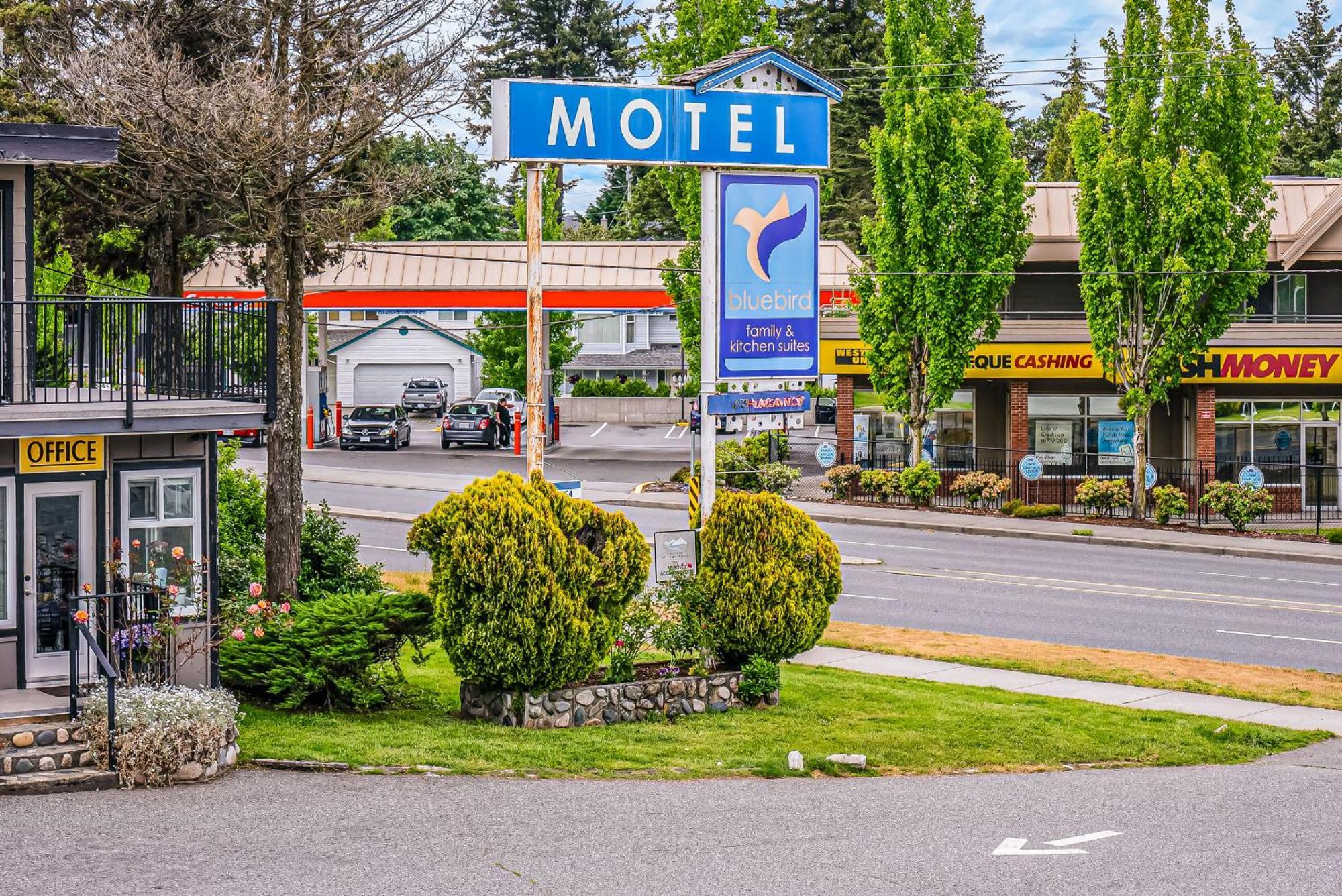 Bluebird Motel Нанеймо Екстериор снимка